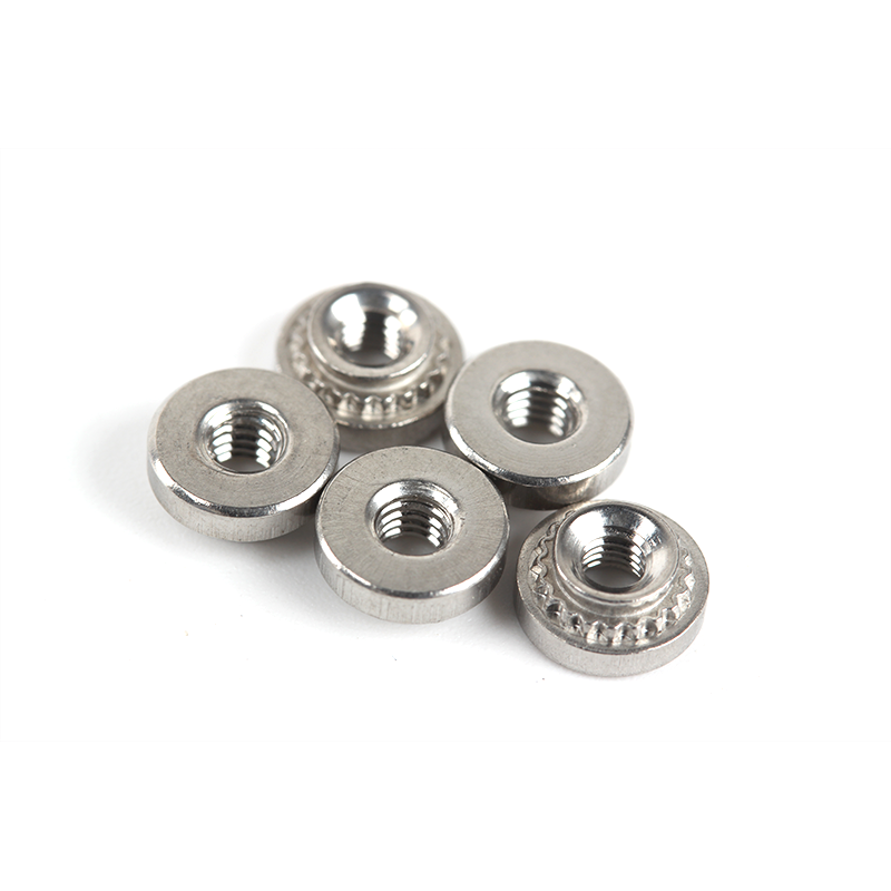 壓鉚螺母與鈑金件鎖固結(jié)構(gòu)的科學解析